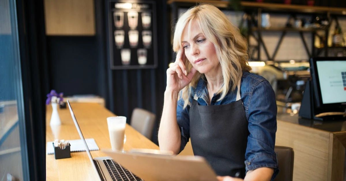 Business Line of Credit vs. Credit Card