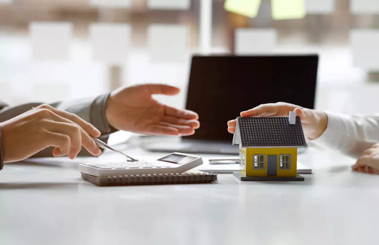 Does Refinancing a Mortgage Affect Your Credit?