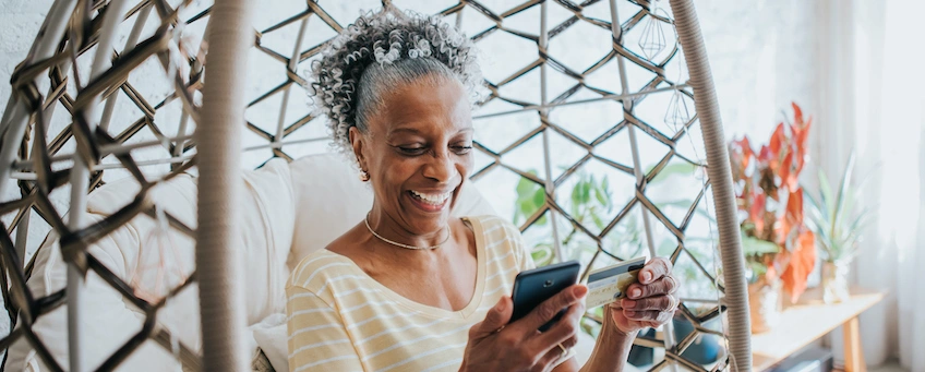 How Americans 65 and Older Utilize Their Credit Cards